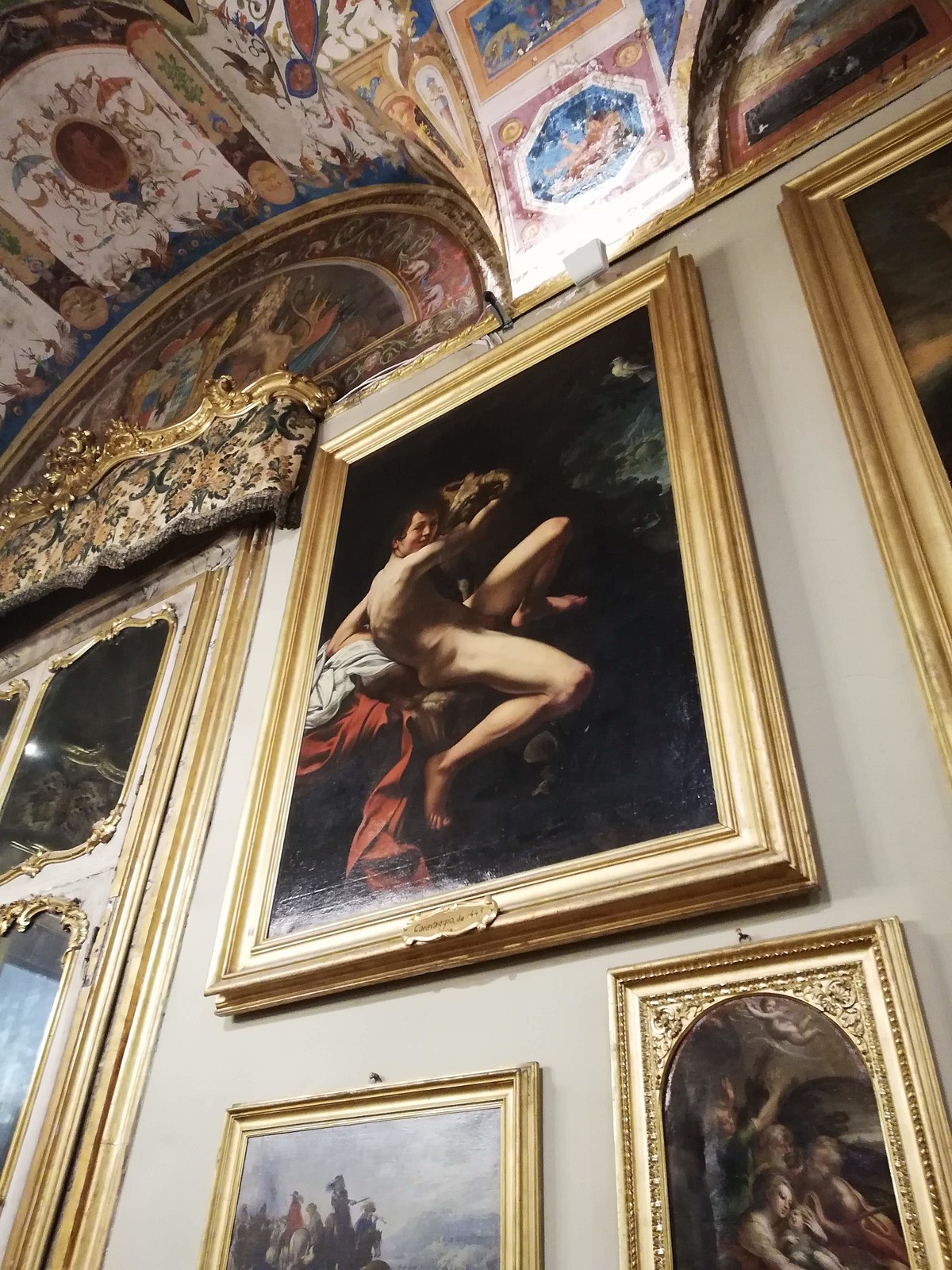 Joven con un cordero